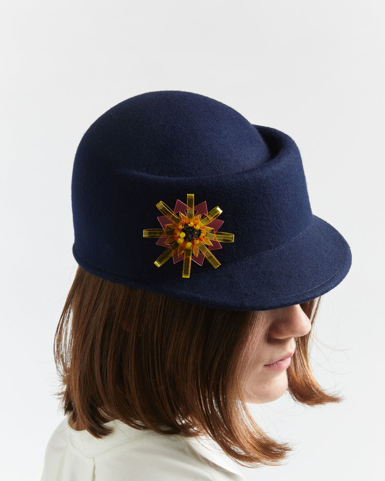 chöke felt hat in navy