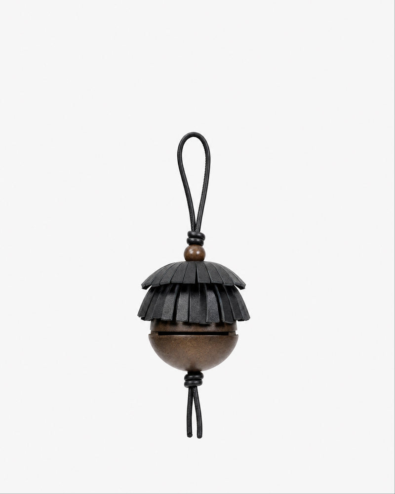 chöke black shamate wooden fish charm