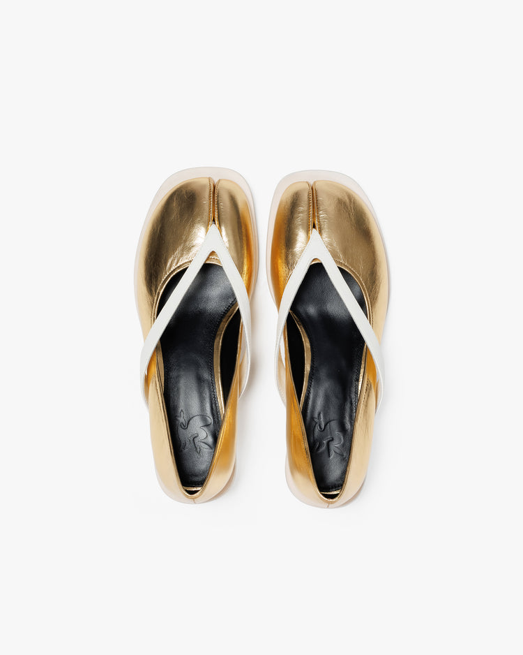 chöke gold wide-heel tabis